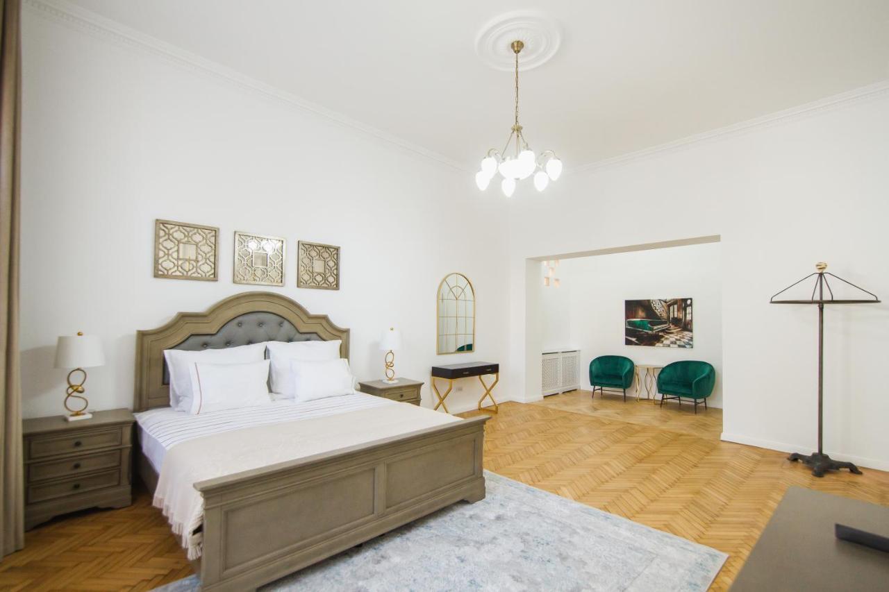 Unique Experience At Rimanoczy Palace Oradea Exteriér fotografie